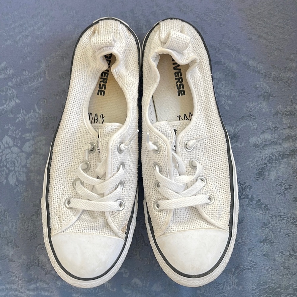 Converse All-Stars 🤩 white with black trim